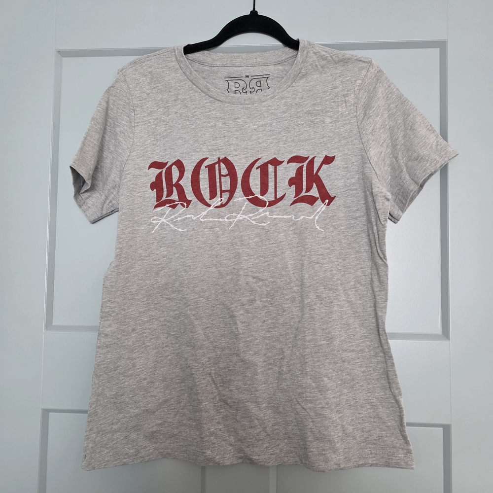 Rock Revival Gothic Graphic Tee Women’s Medium Rocker Streetwear